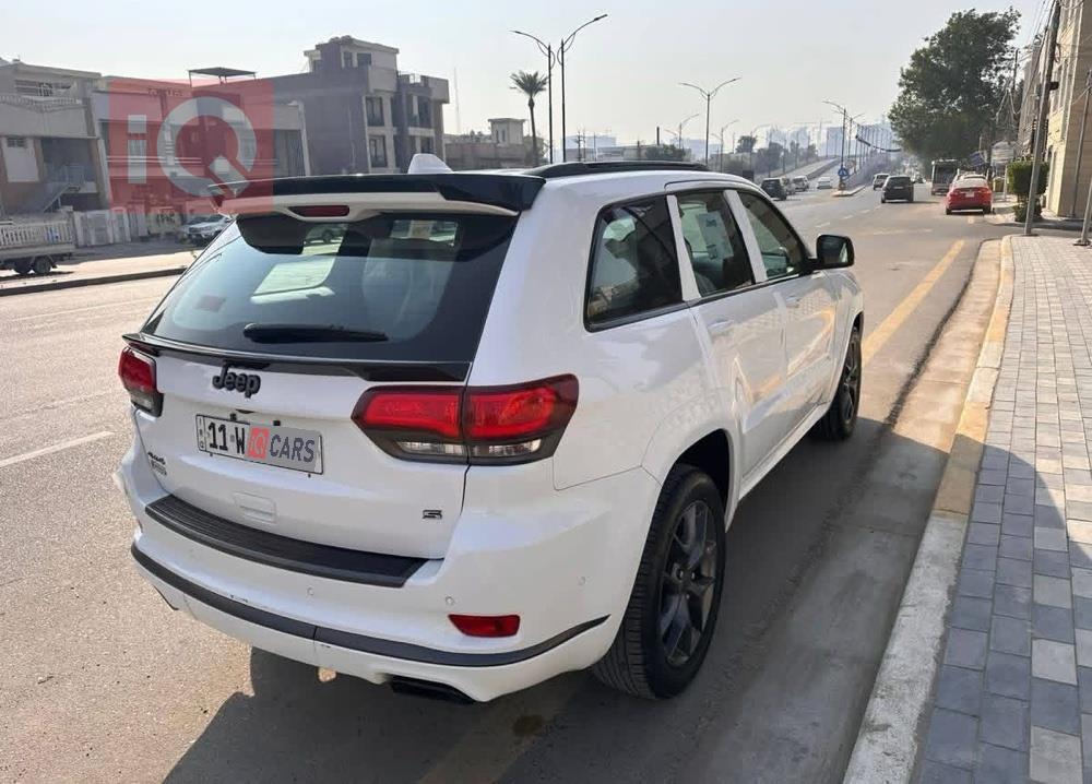 جيب جراند شيروكي